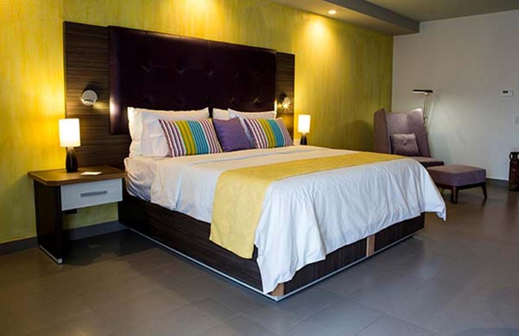 Kinam Hotel Pétionville Habitación foto